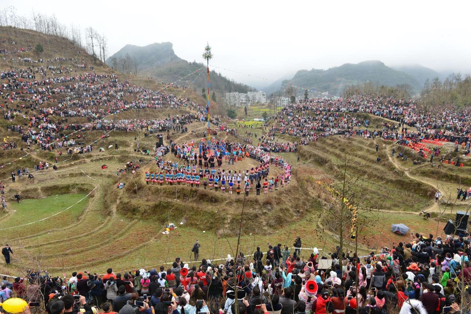 20190213俺们的隆林德峨苗族跳坡节 - 美篇
