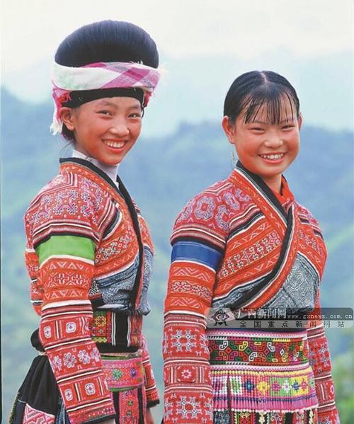 穿在身上的"史书"|手机广西网