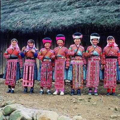 五彩斑斓的隆林花苗服饰