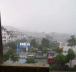 隆林又下雨了 大雨天气你应该注意这些事